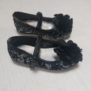 Little Angel Black Dress Shoes Size 4.